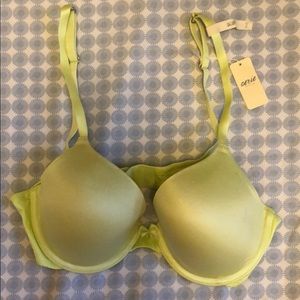 T-shirt Demi bra 34B